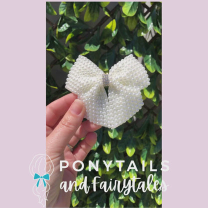 Pearl Embellished Bow Clip